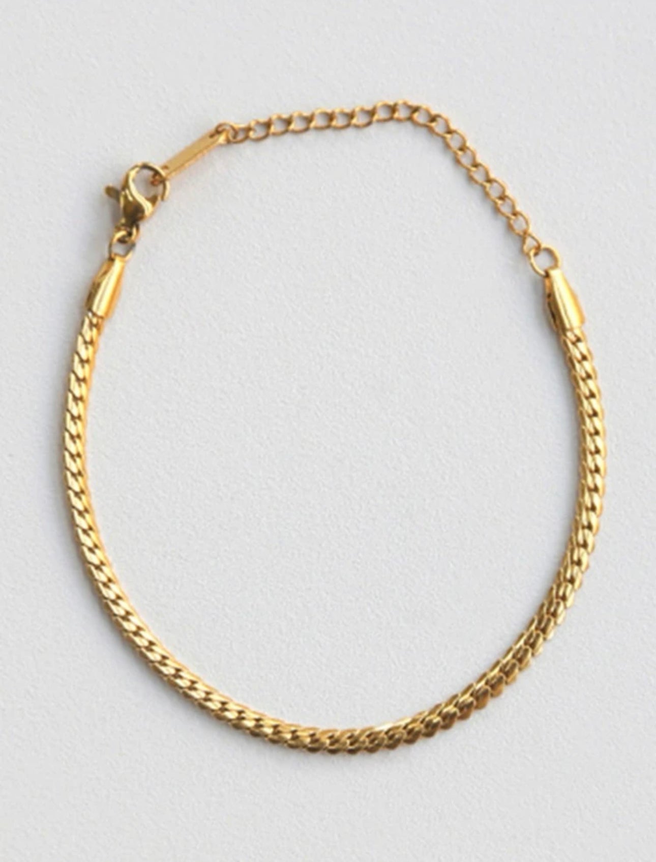 Gold chain bracelet