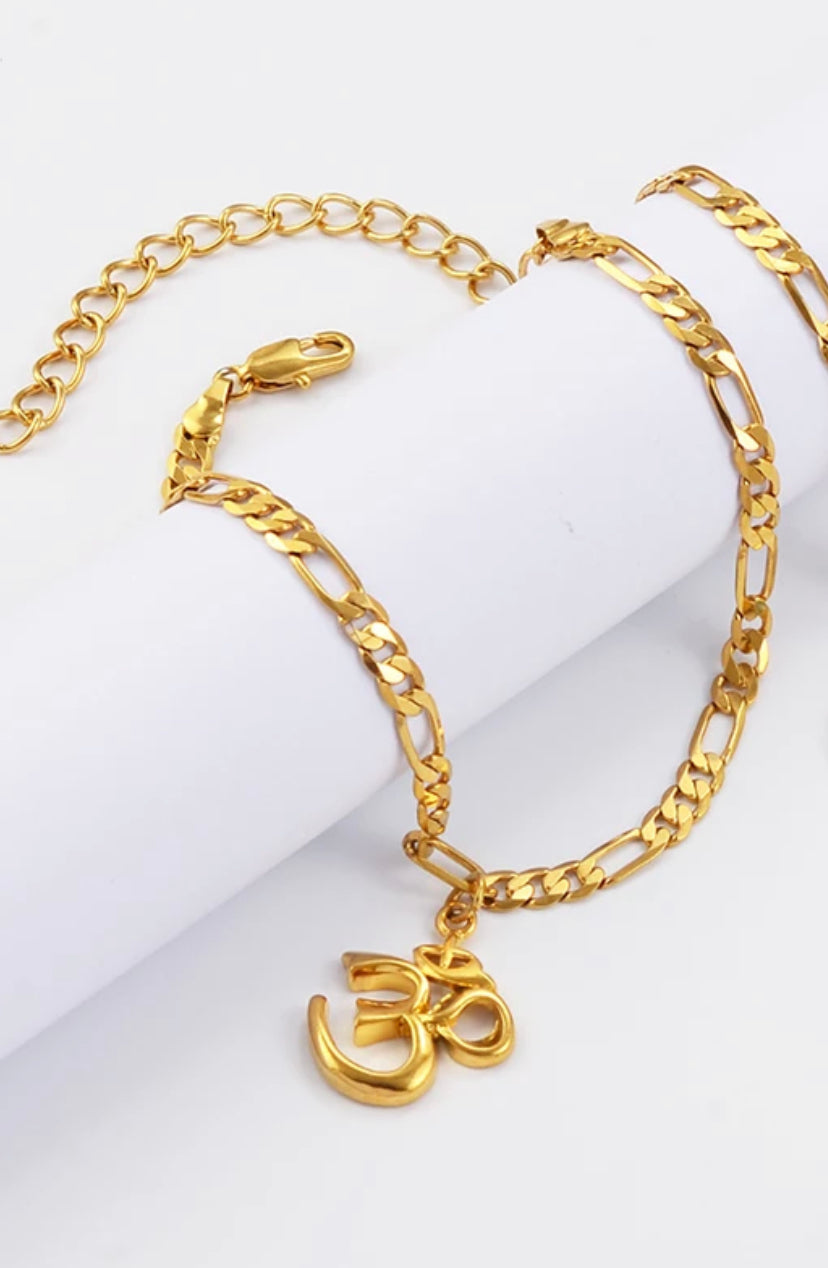 Gold Om bracelet