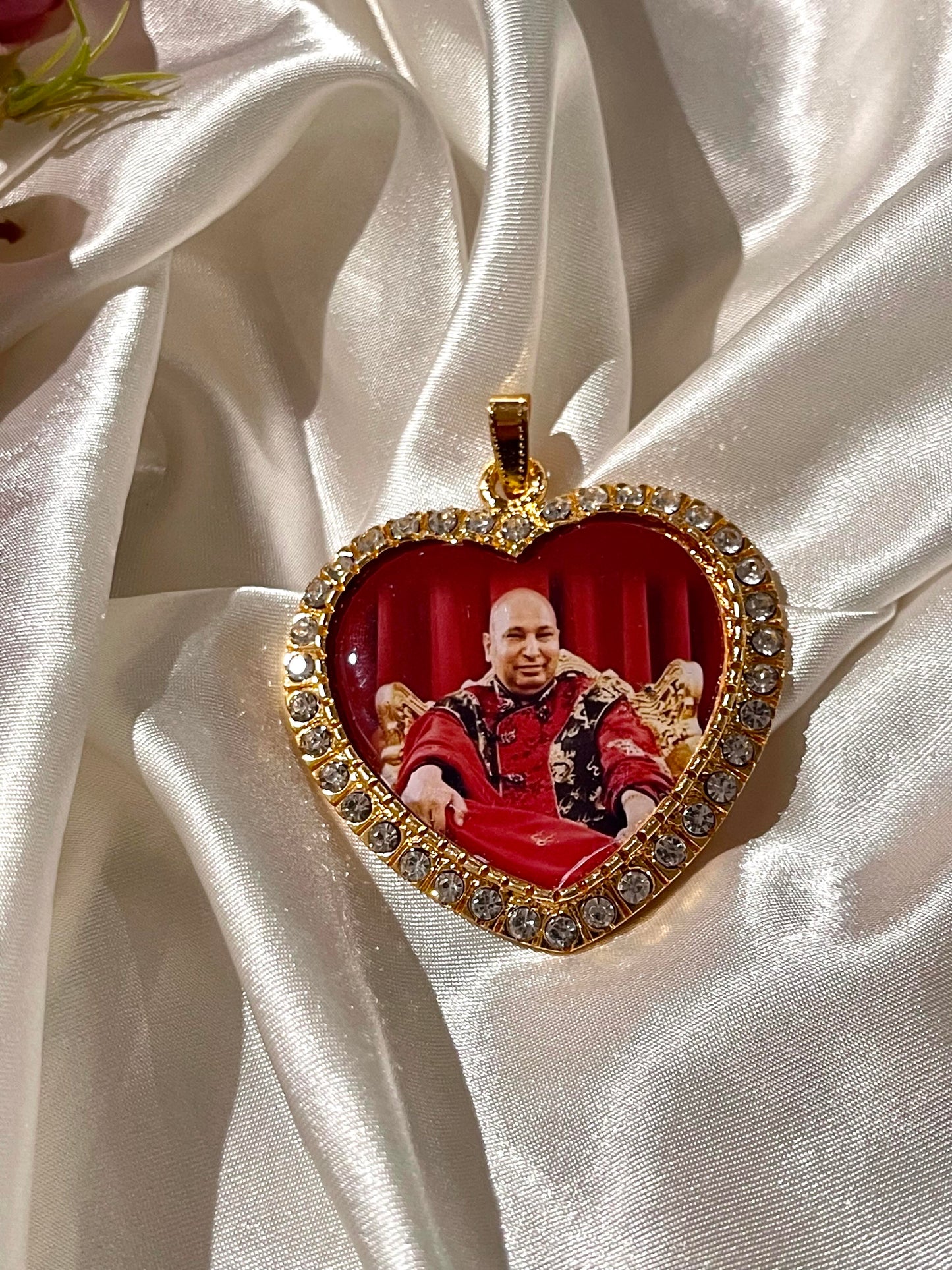 Jai Guruji heart pendant