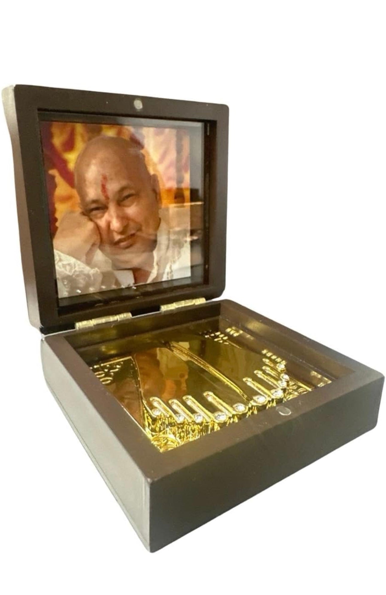 Jai Guruji Charan box