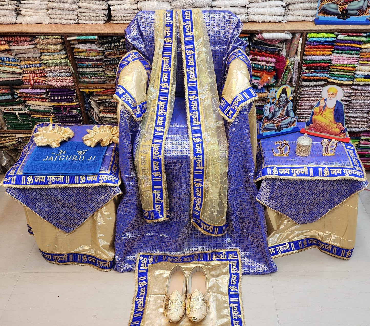 Guruji Chola Set
