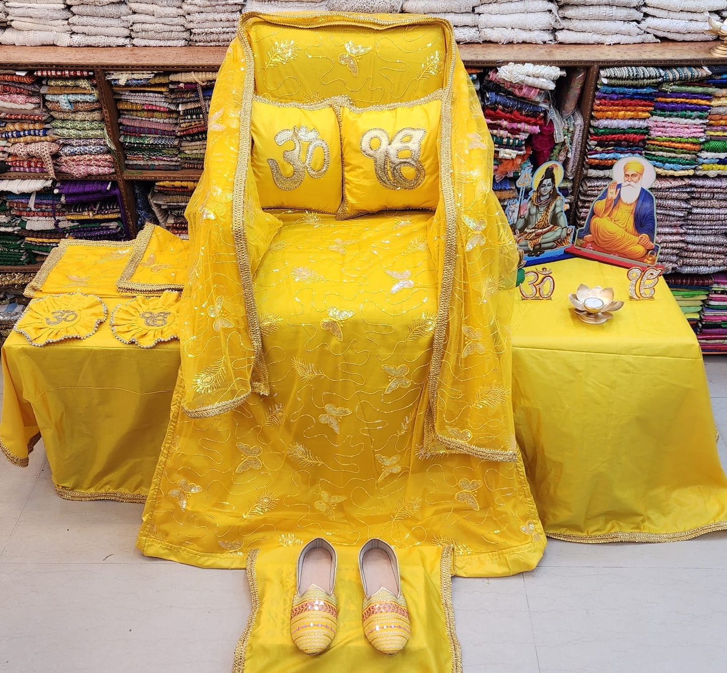 Guruji Chola Set