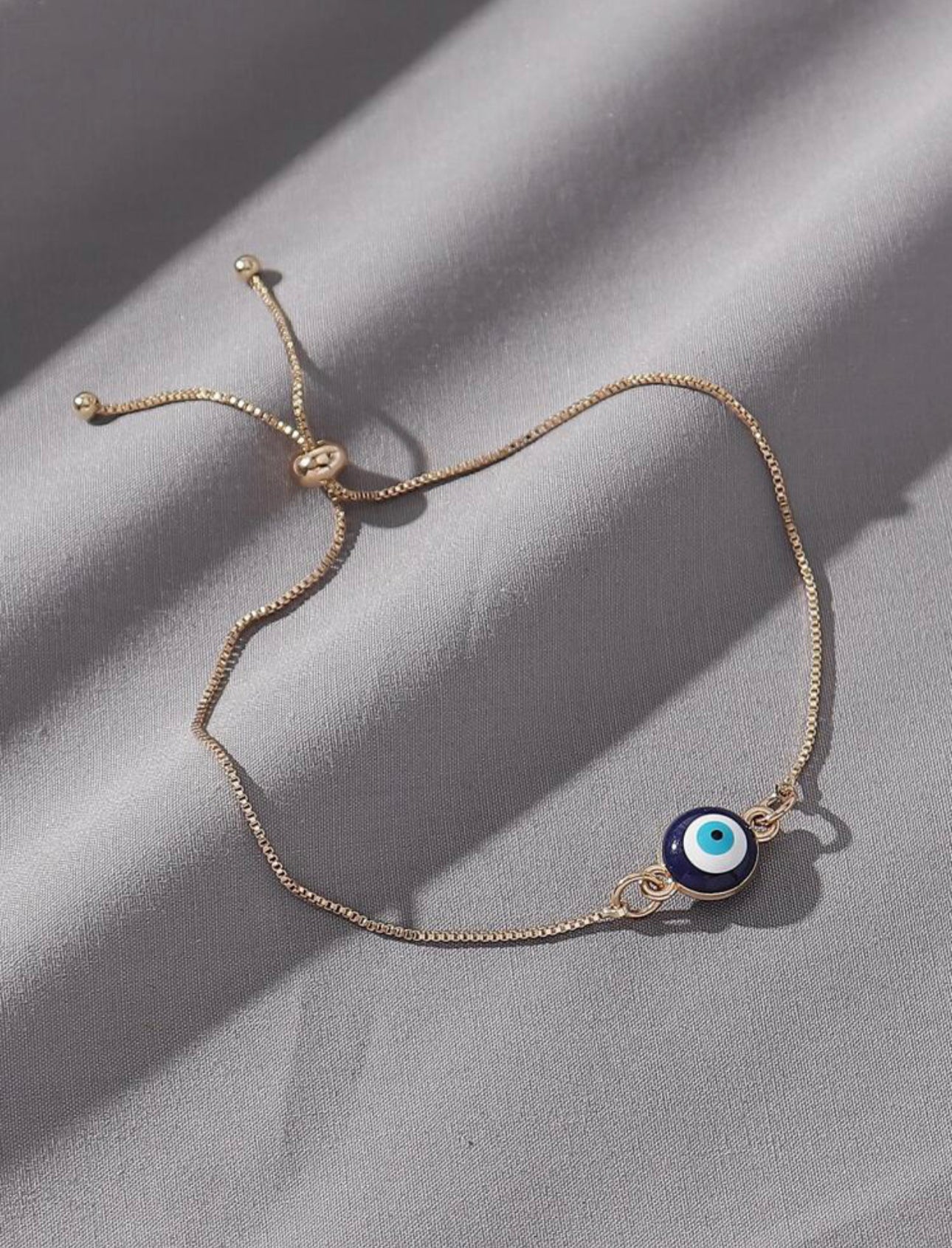 Minimalist Evil eye bracelet