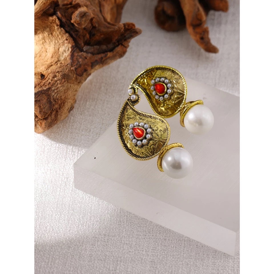 Gold Pearl Jhumka